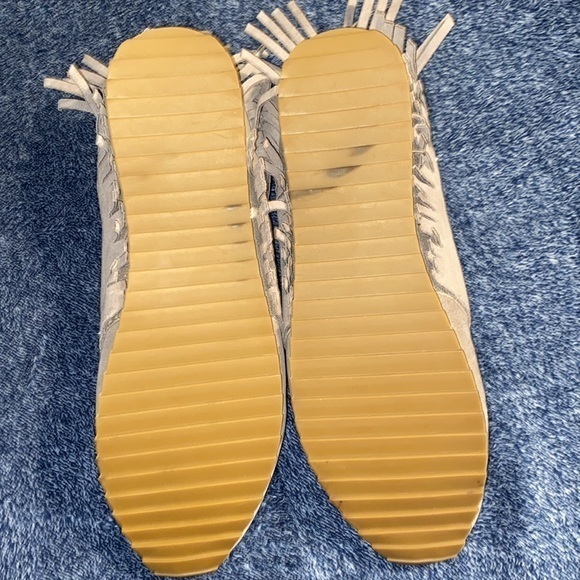 Yellow‎ box Lakota grey women’s sneakers size 9.5 - Picture 3 of 7